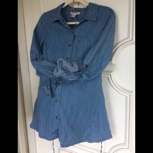 Motherhood Maternity button down Size S